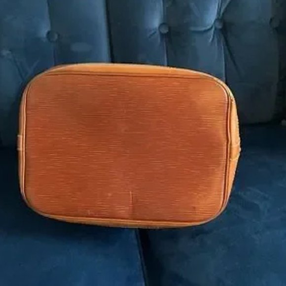 Vintage Louis Vuitton Noe Bucket Bag AR1904 - Picture 9 of 10
